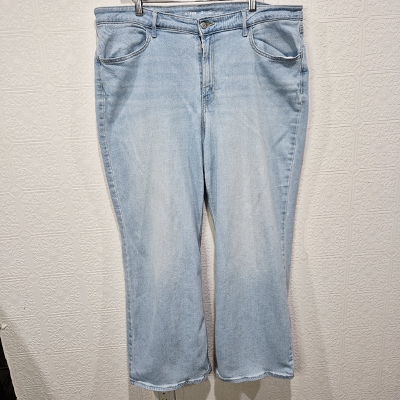 Old Navy Wow Wide Leg High Rise Jeans - Picture 2 of 8